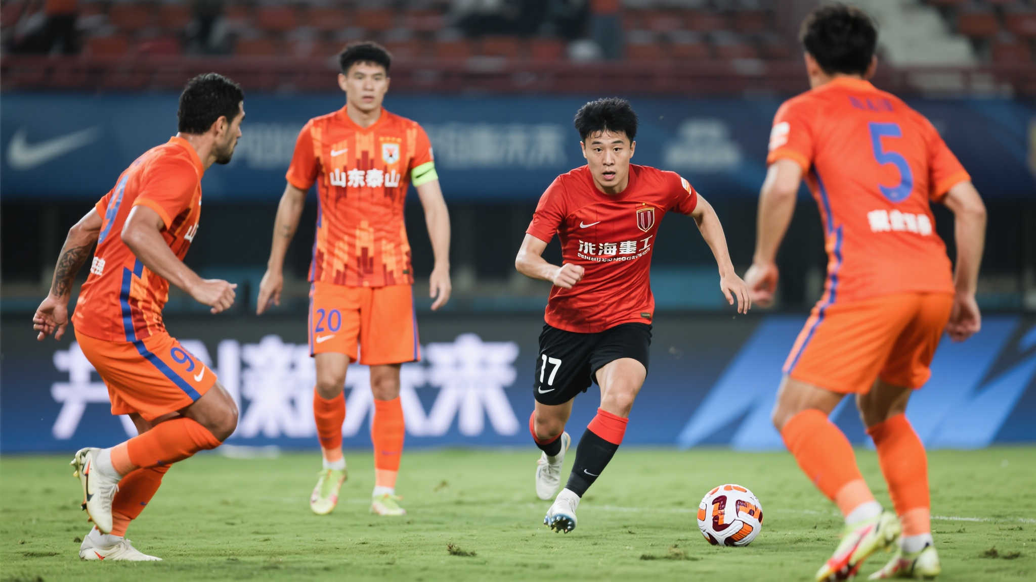 表现的一个 表现的一个